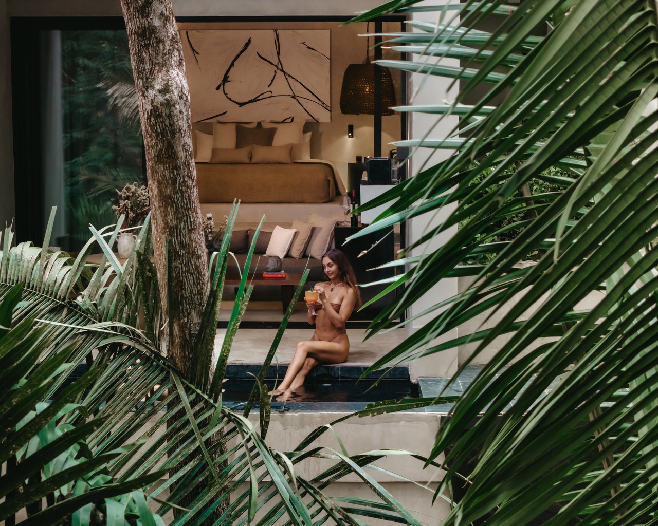 ESH ONE BEDROOM VILLA + PRIVATE POOL offers King size bed, Private pool, Stunning jungle views, A/C, Wi-Fi